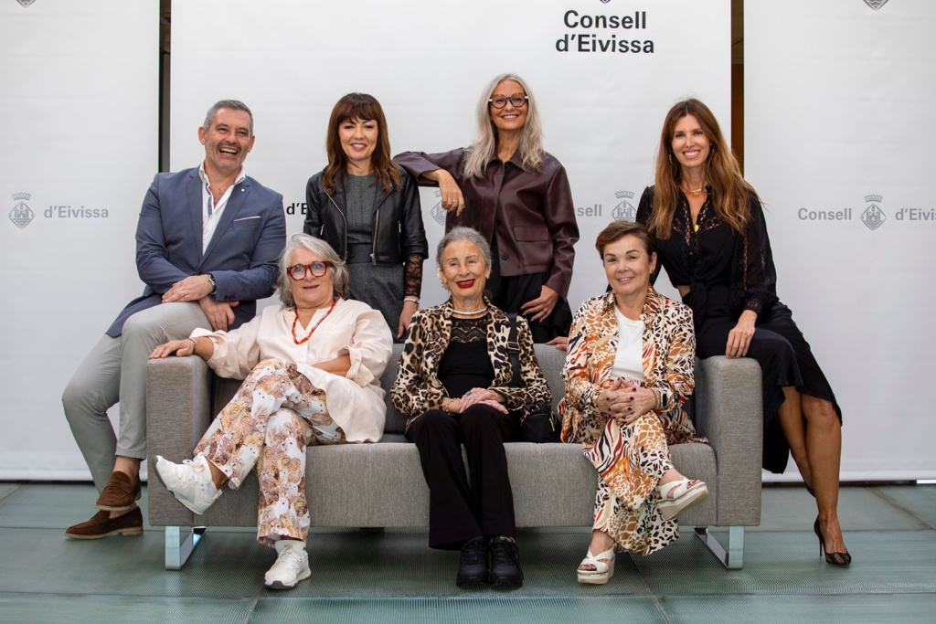 Juan Miguel Costa, Alicia Reina, Eva Ballarin, Ana Vide, Alba Pau, Melania Piris y Mari Carmen Gutiérrez