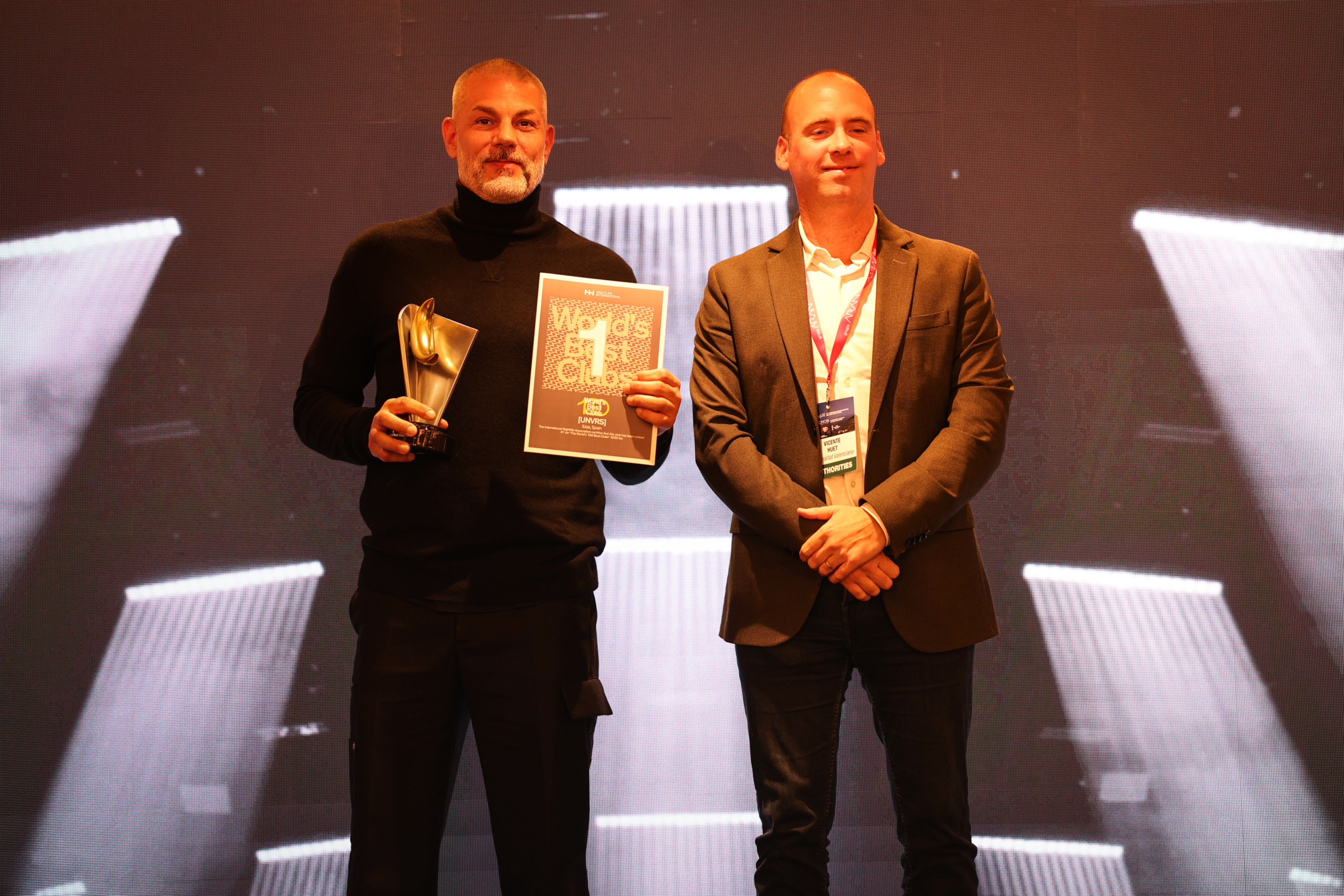 UNVRS mejor Club 2025