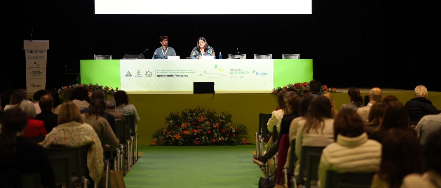 Jornada 2 Congreso CEAFA (1) Daniel Alcolea e Inés María Losa