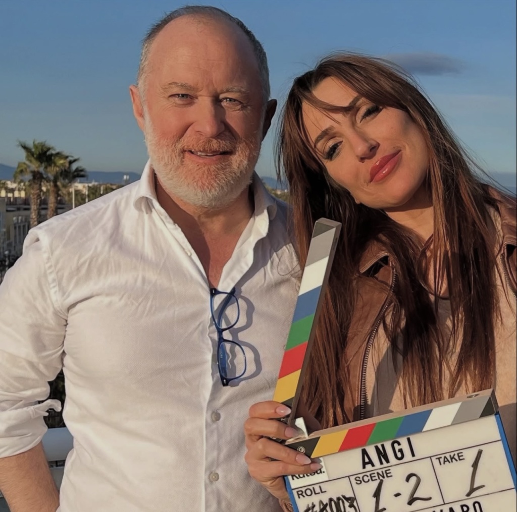 Luis Bermejo y Lara Martorell durante el rodaje de ‘Angie’ dirigido por Josep Varó