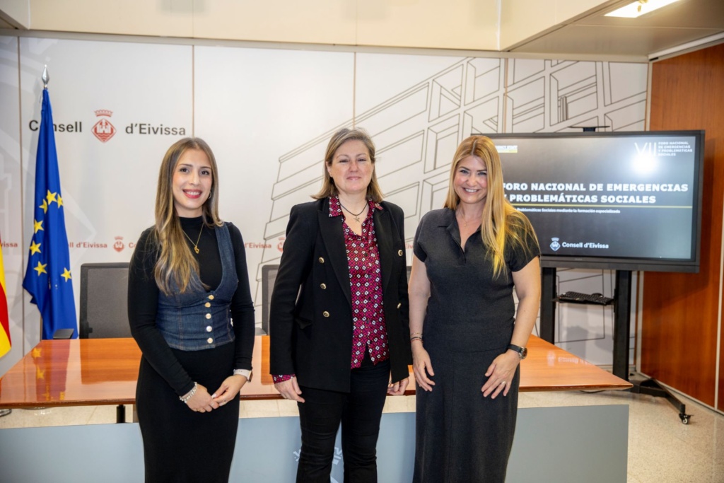 Andrea Toro, Carolina Escandell y Montse Monsalve