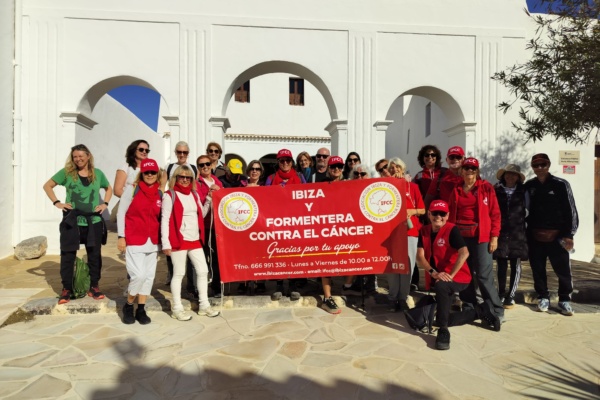 Imagen de la caminata solidaria de IFCC celebrada este año por Sant Miquel de Balansat