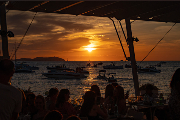 Puesta de sol desde Mint by Mambo