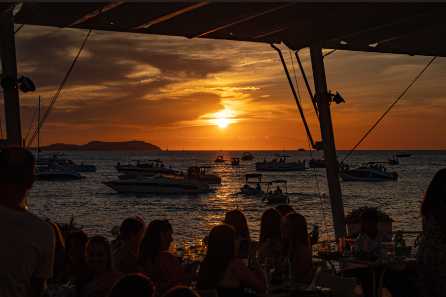 Puesta de sol de Ses Variades desde Mint by Mambo