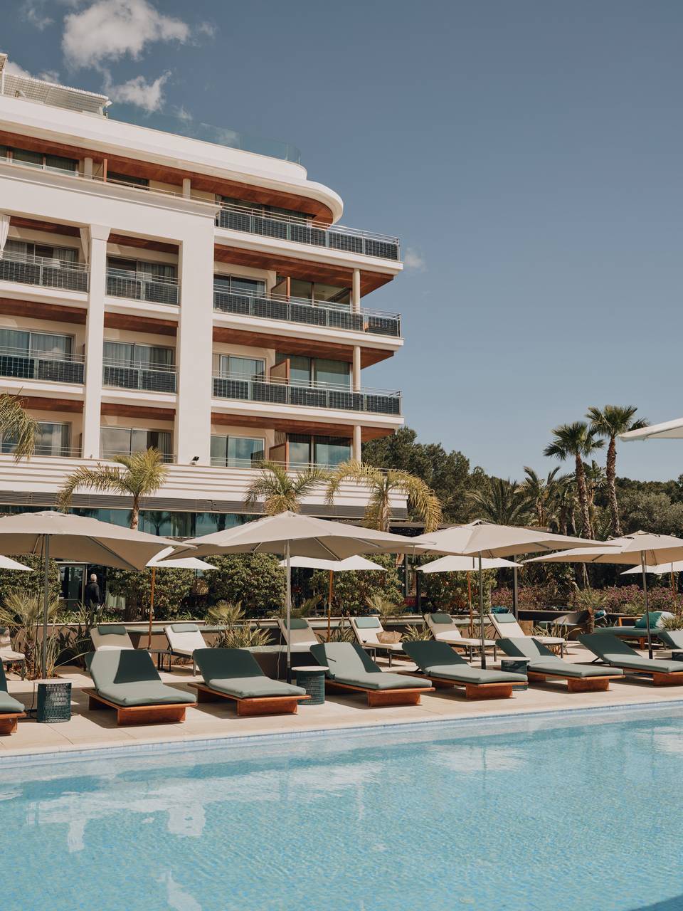 Aguas de Ibiza se convierte en el prescriptor del bienestar, gastronomía y diseño mediterráneo - imagen 1