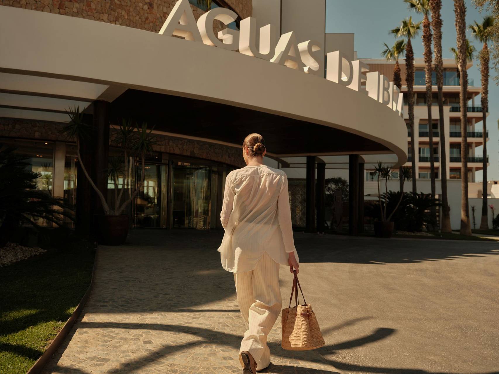 Aguas de Ibiza se convierte en el prescriptor del bienestar, gastronomía y diseño mediterráneo - imagen 4