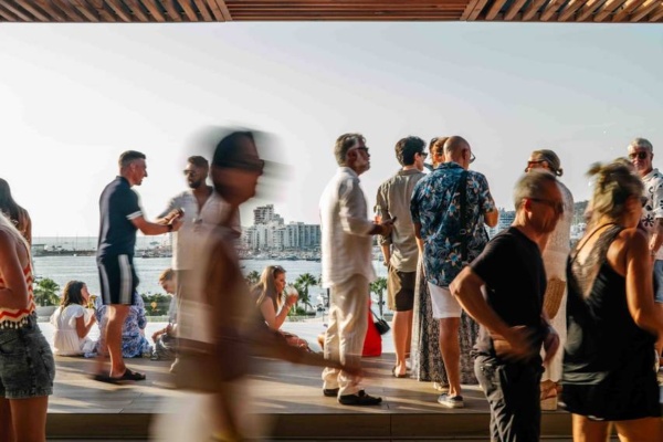 Cielito Ibiza reunió a más de 250 personas para disfrutar de Eclipse, de su gastronomía mexicana y de espectáculos en directo
