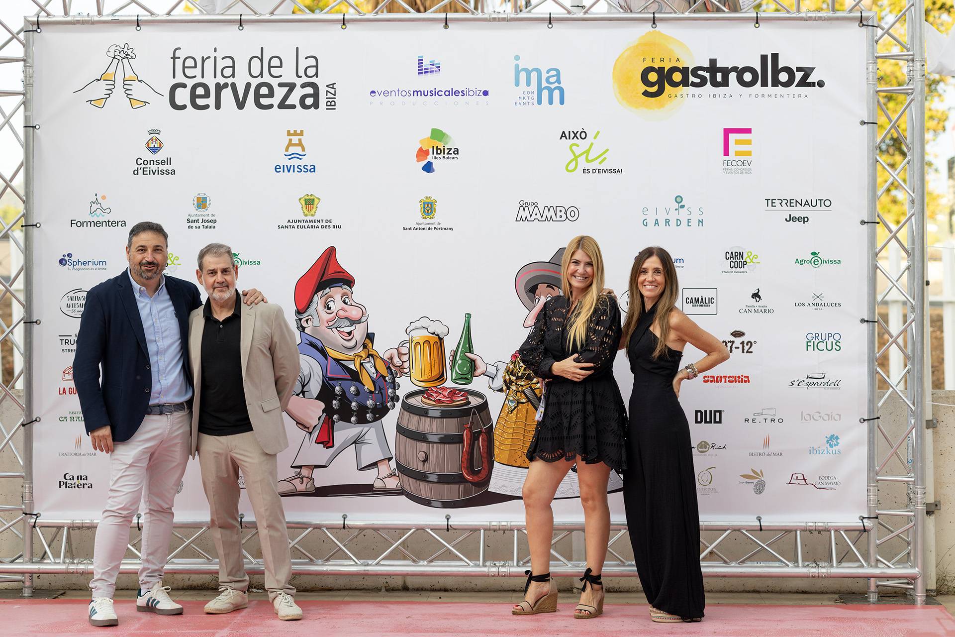 Los impulsores de la Feria de la Cerveza, Miguel Ángel Serra y Joaquín Ibarra, socios fundadores de de Eventos Musicales Ibiza, y de la Feria GastroIbz., Montse Monsalve y Marta Jiménez, socias fundadoras de Imam Comunicación