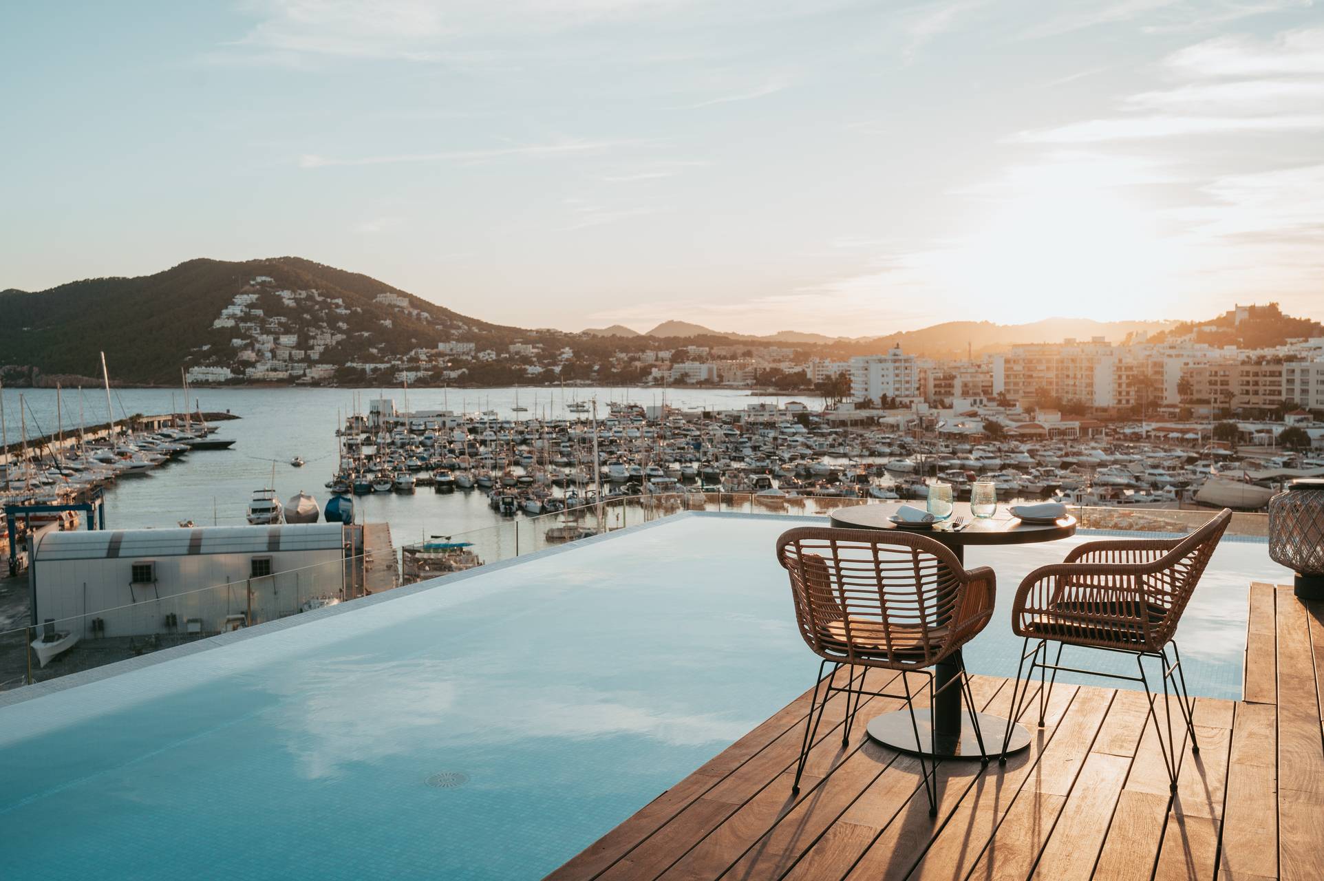 Aguas de Ibiza — Copia de 10 Rooftop Restaurant