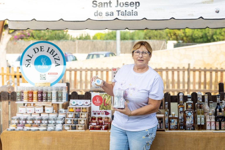 Puesto de sales y productos de Ibiza. X Fira de la Sal, Sant Jordi, 17 de octubre de 2026. Fotografía: Juan Carlos Flórez.