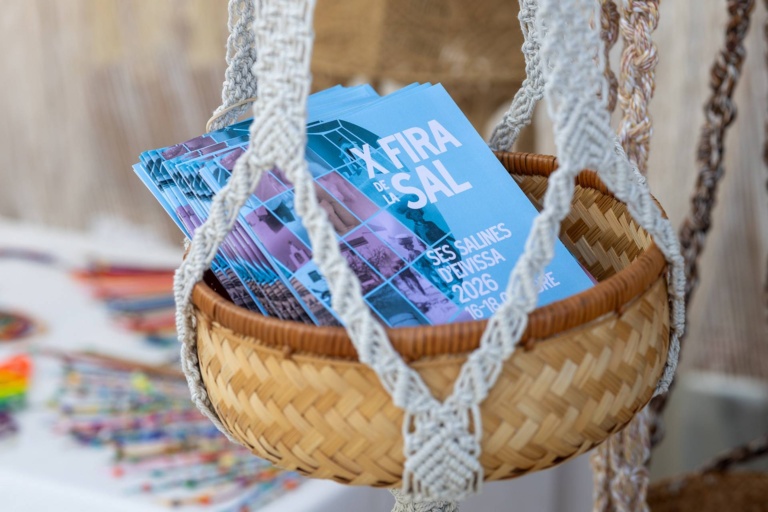 Creaciones artesanales y puestos del mercado. X Fira de la Sal, Sant Jordi, 17 de octubre de 2026. Fotografía: Juan Carlos Flórez.