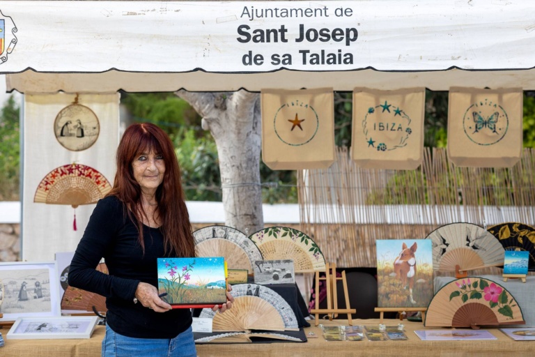Creaciones artesanales y puestos del mercado. X Fira de la Sal, Sant Jordi, 17 de octubre de 2026. Fotografía: Juan Carlos Flórez.