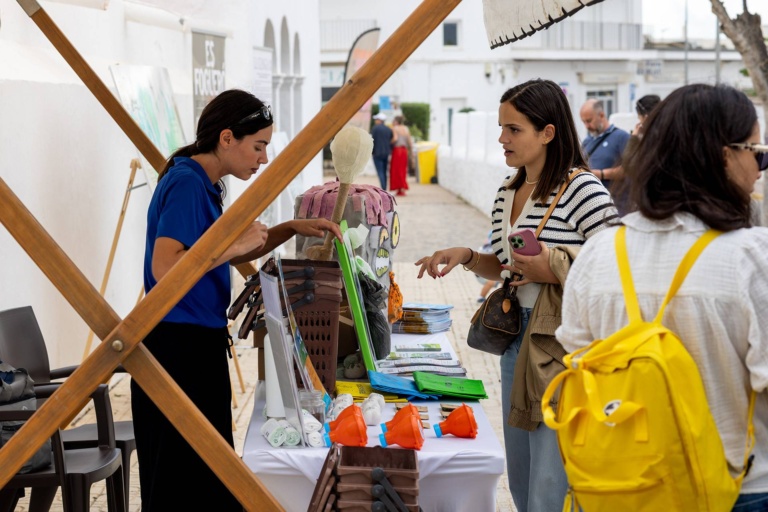 Puesto de educación ambiental. X Fira de la Sal, Sant Jordi, 17 de octubre de 2026. Fotografía: Juan Carlos Flórez.