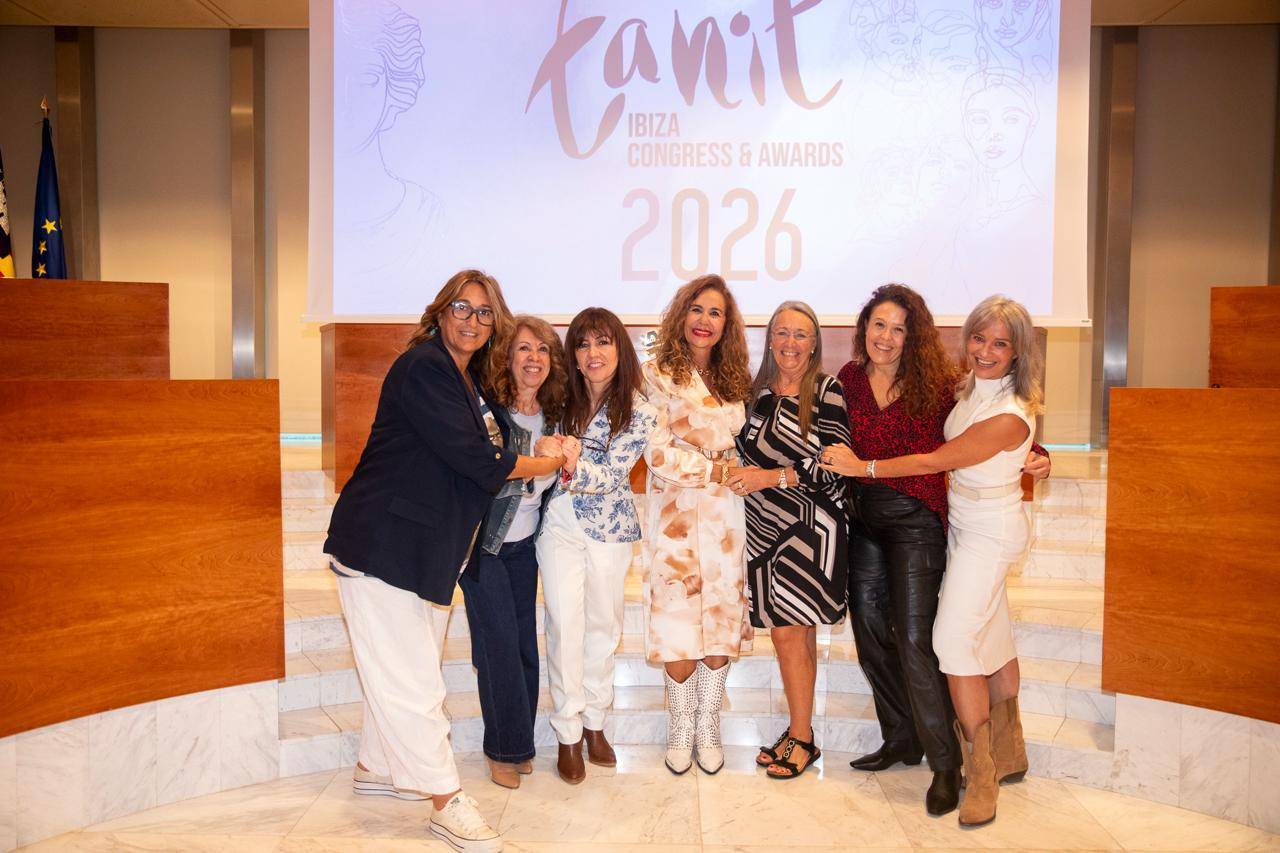 Presentación de las premiadas de Tanit Ibiza Awards 2026. Fotografía: Iris Solana.