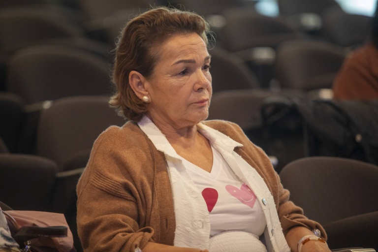 Asistente al acto de presentación de Tanit Ibiza.